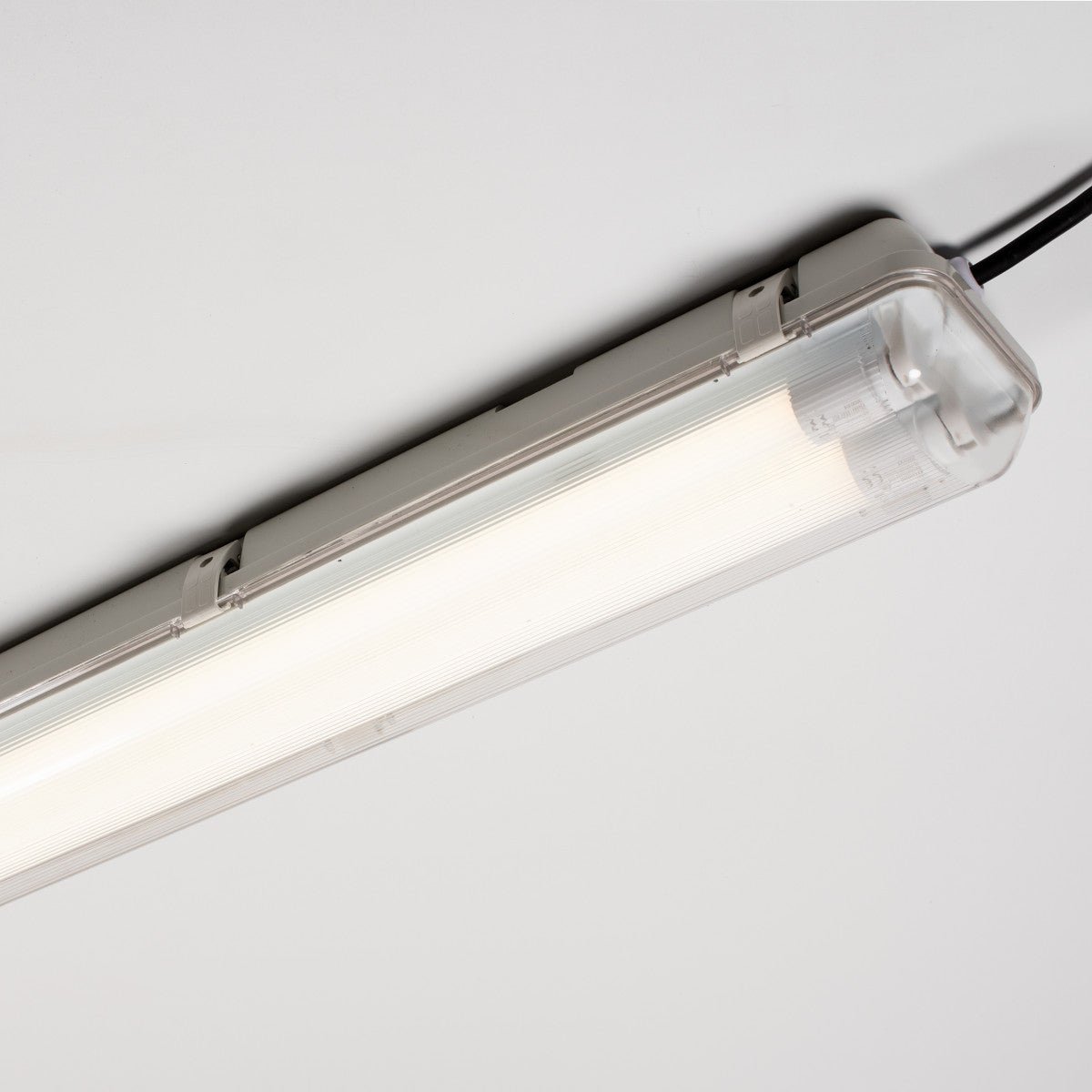 4 PACK - LED's Light LED TL Armatuur licht balk met sensor - incl Dubbele buis 2x14W 120cm 4000K Bewegingssensor en nachtsensor - Waterdicht - 150lm/w LED.nl