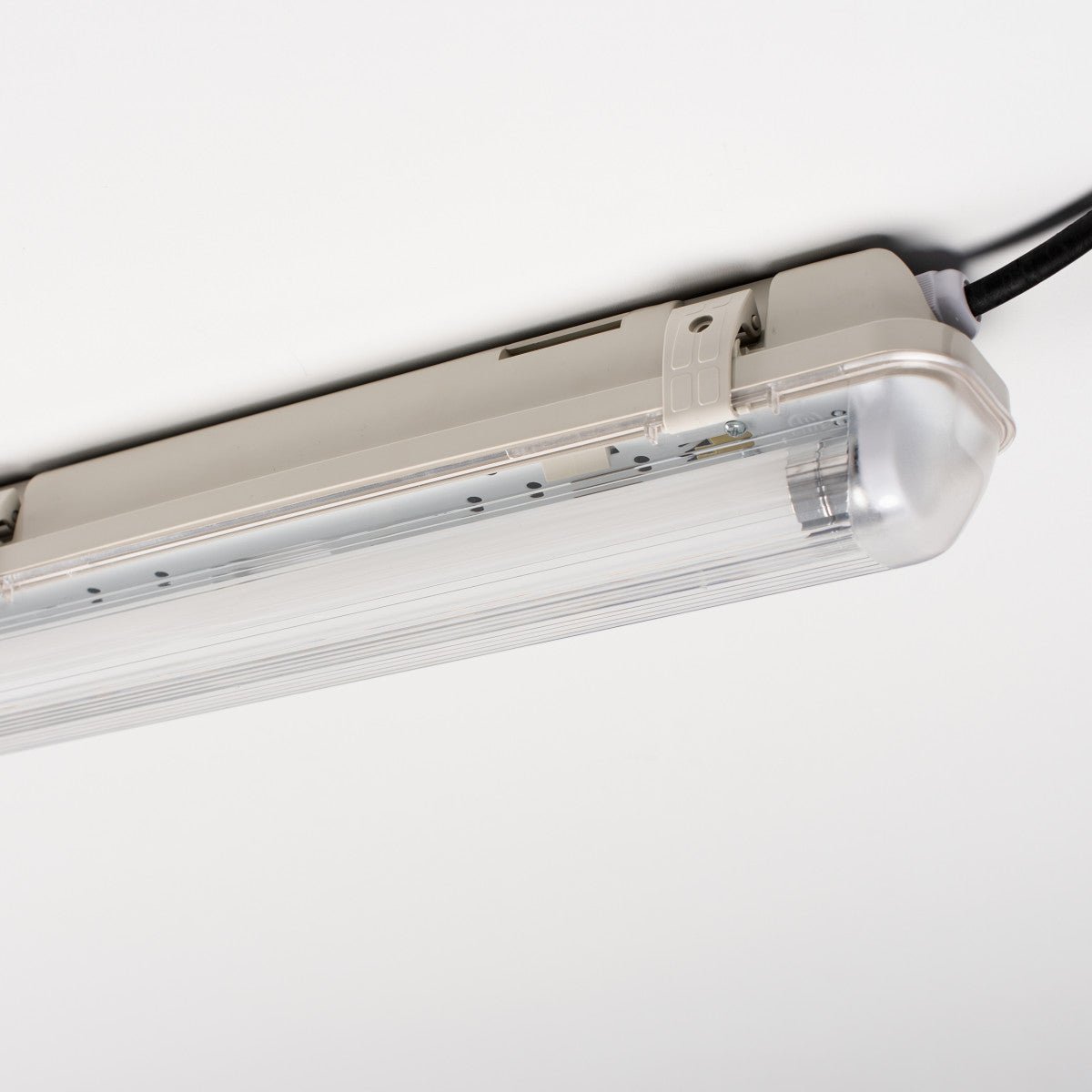 LED's Light LED TL lamp met sensor 150 cm - Bewegingssensor en nachtsensor - Waterdicht - 3100 lm TL verlichting LED.nl