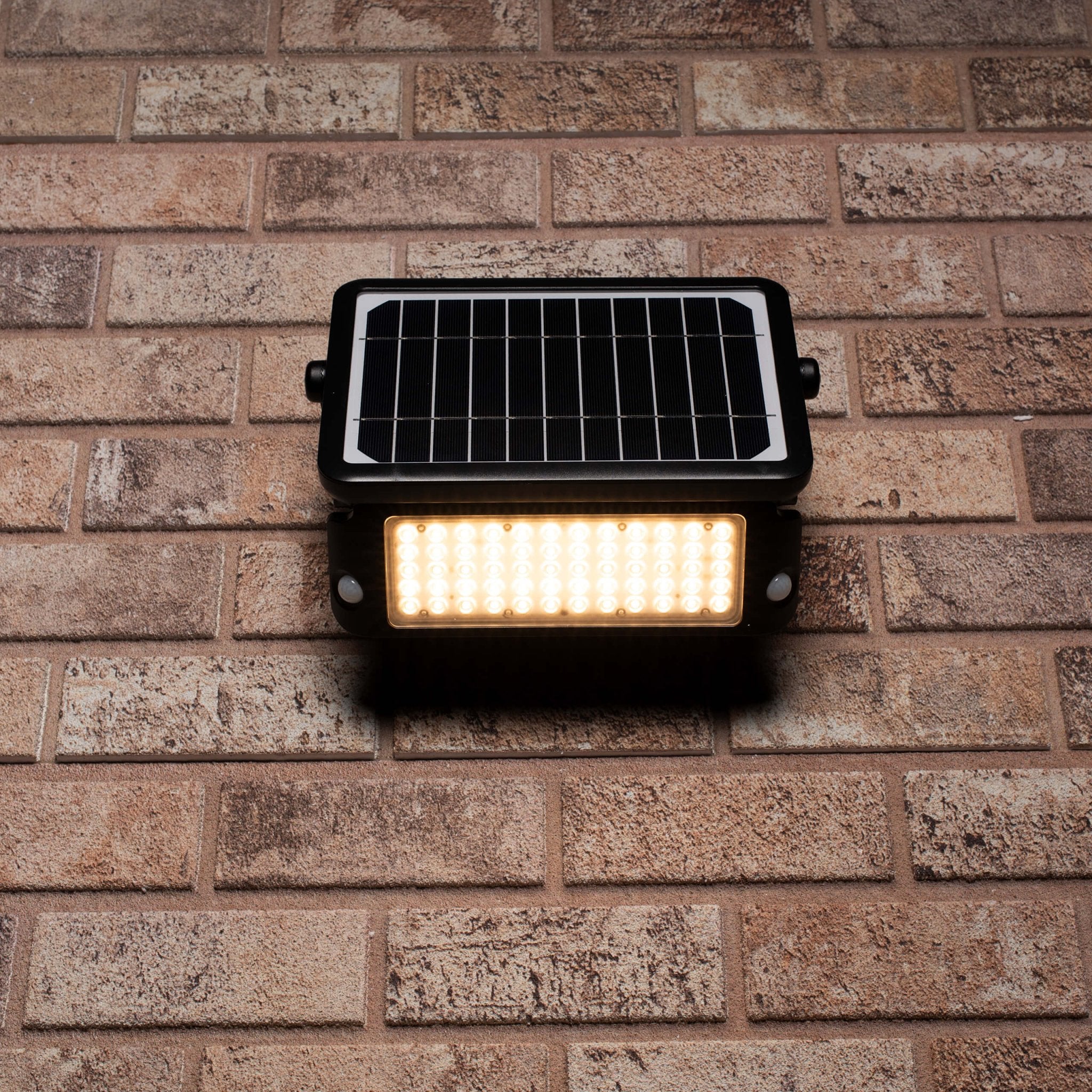 LED's Light Solar LED Schijnwerper met Bewegingssensor - 3 standen - Draadloos - 1080 Lumen - Zwart Buitenlampen LED.nl