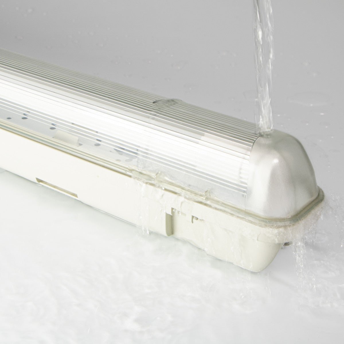 LED's Light LED TL lamp met sensor 150 cm - Bewegingssensor en nachtsensor - Waterdicht - 3100 lm TL verlichting LED.nl