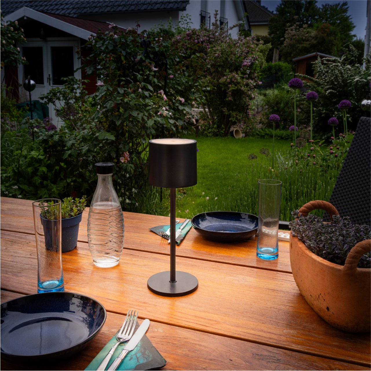 LED's Light Tafellamp op accu - oplaadbaar en draadloos - voor binnen en buiten - 3 kleuren - Zwart Tafellampenen LED.nl