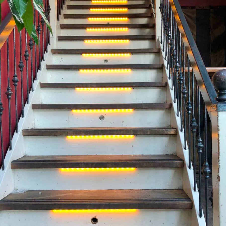 LED's Light Complete LED Trapverlichting Set - 15 treden x 80 cm - Lengte aanpasbaar - Warm wit licht (2700K) Trapverlichting LED.nl