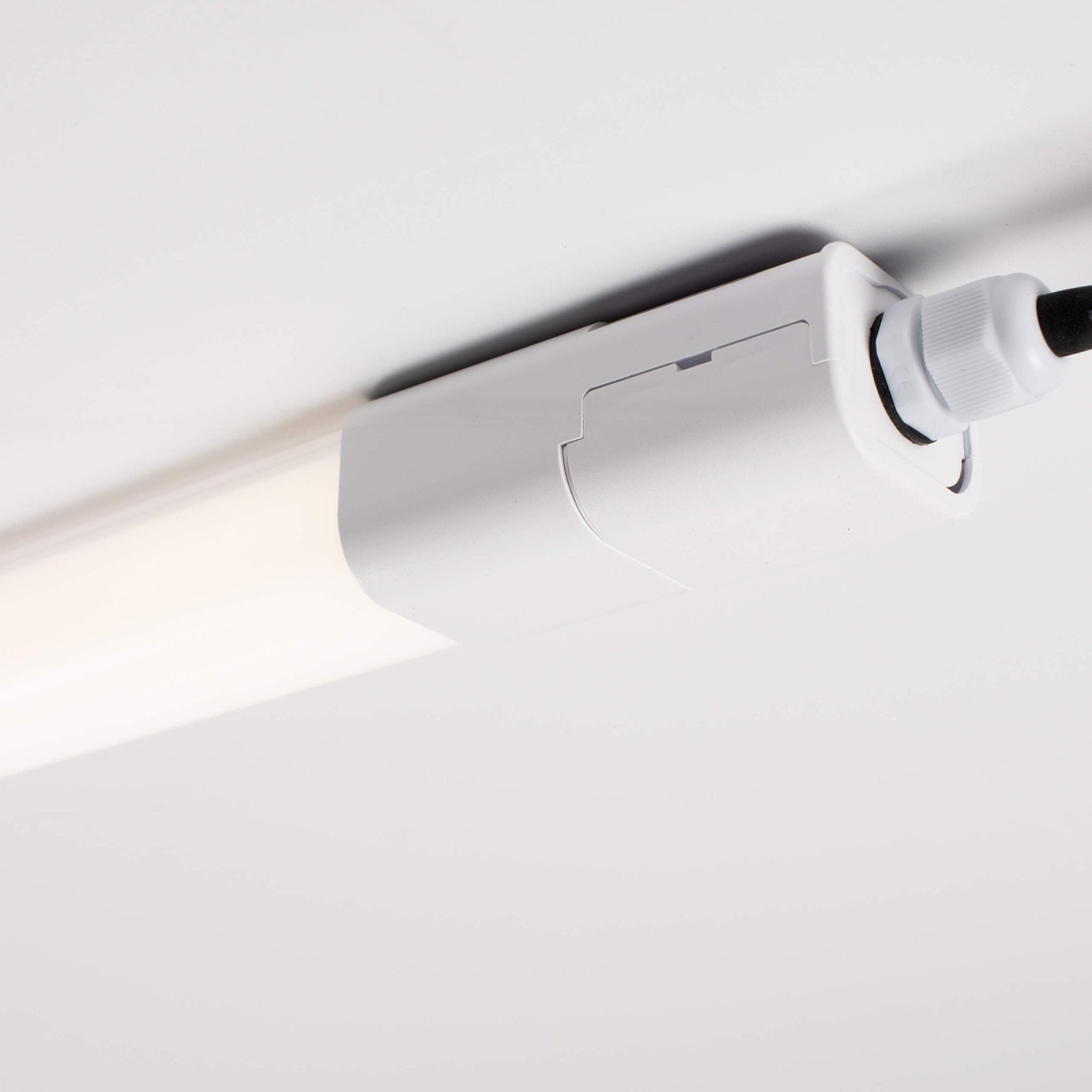 LED's Light LED TL verlichting compleet 60 cm - Geschikt voor buiten en binnen - 1725 lm TL verlichting LED.nl